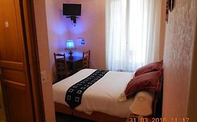 Hotel Le Petit Chateau Proche Parc Des Expositions Porte De Versailles